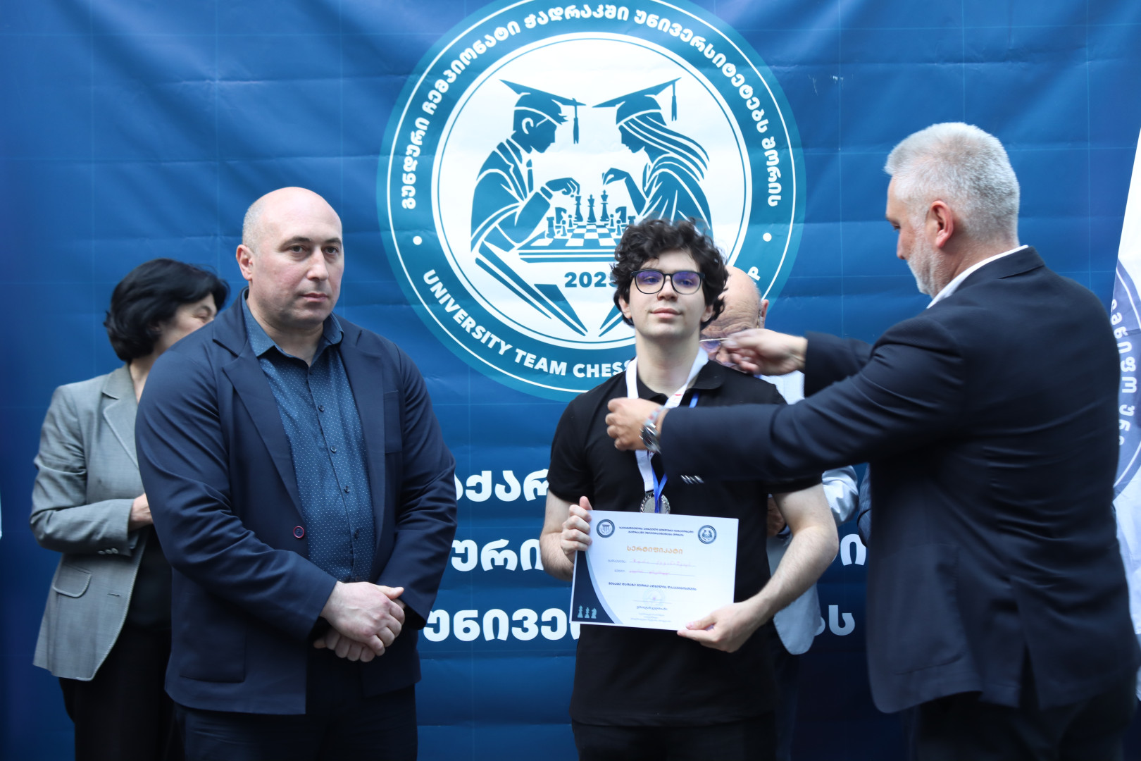 პირველი გუნდური ჩემპიონატი ჭადრაკში უნივერსიტეტებს შორის